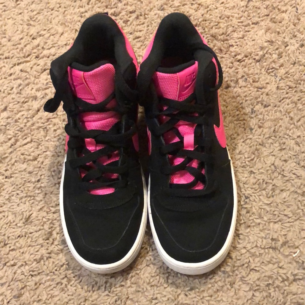 Nike high top shoes